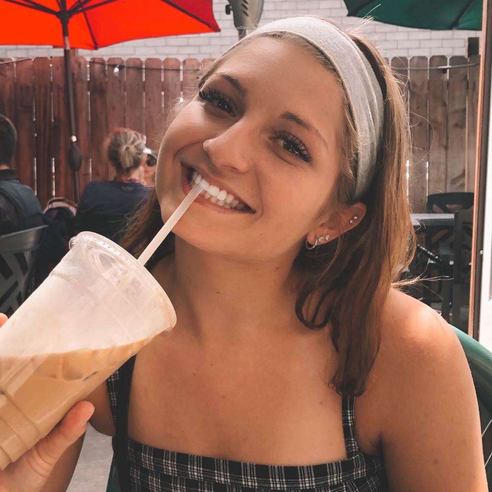 Meet your Posher, Emily